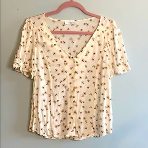 Elodie Cream Short Sleeved Blouse with flowers